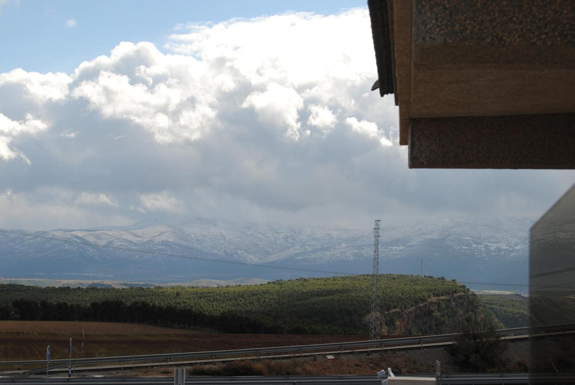 Hotel Vista Nevada Darro ภายนอก รูปภาพ