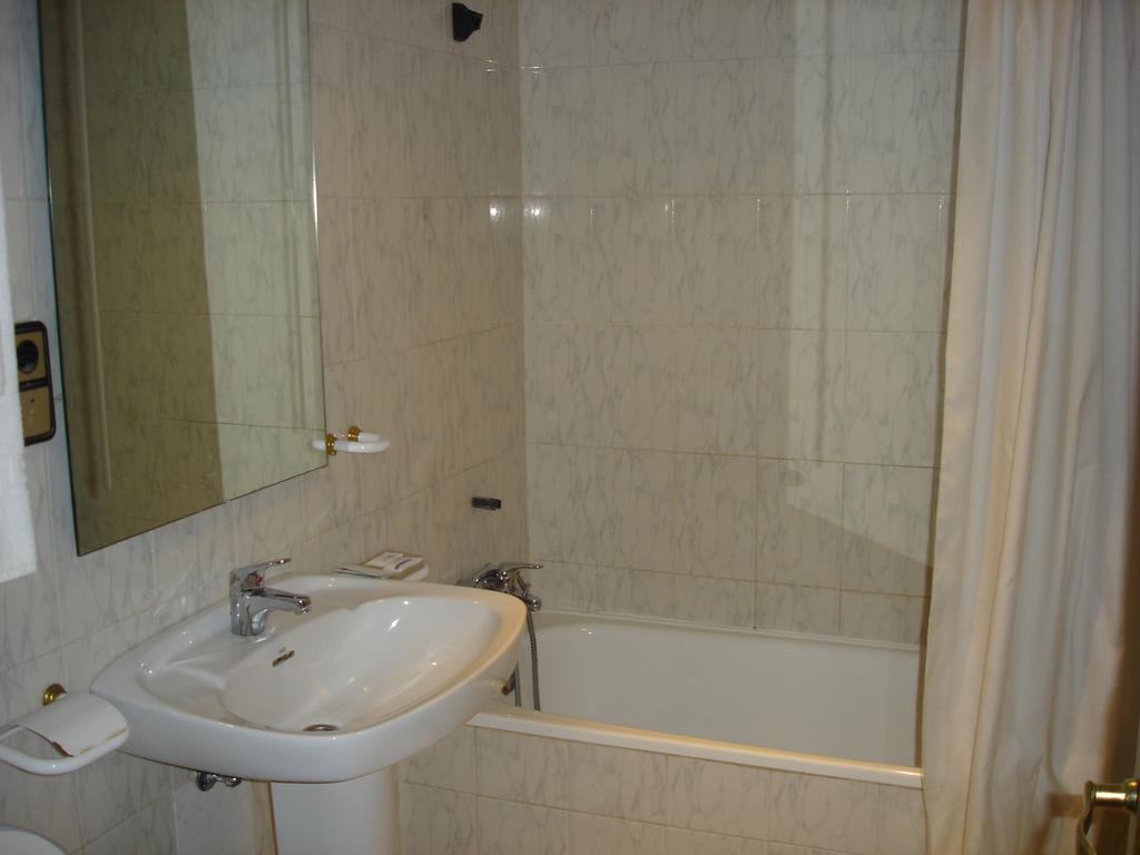 Hotel Vista Nevada Darro ภายนอก รูปภาพ
