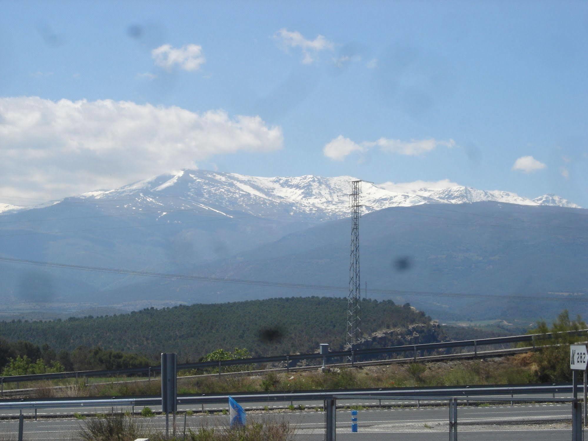 Hotel Vista Nevada Darro ภายนอก รูปภาพ